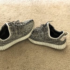 Yeezy turtle doves ( very rare)